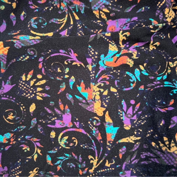 LuLaRoe One Size Leggings - Picture 5 of 8